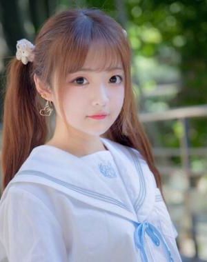 《书呆子很苦恼》作者：陈可羞