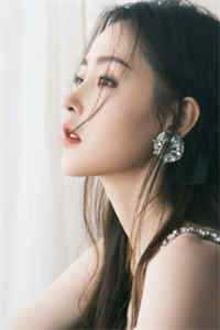 [1v1先婚后爱]《捡到车祸后的他》作者一朝